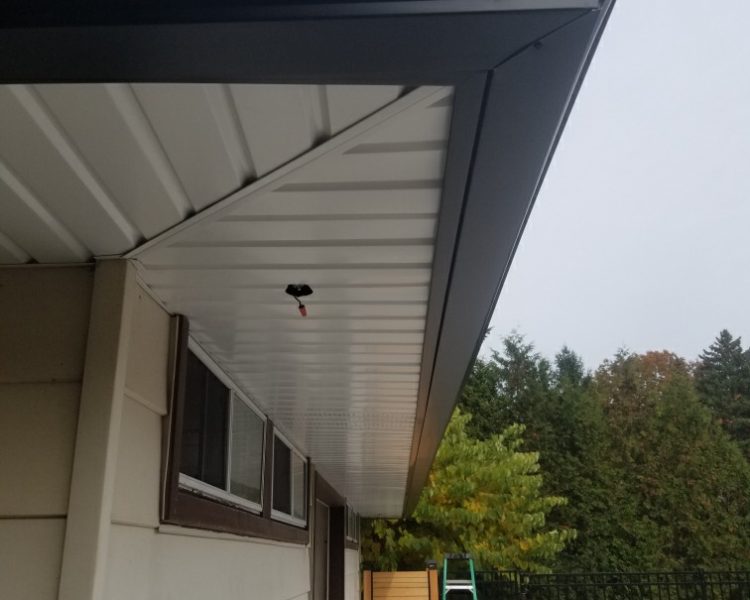 Dundas - Poolhouse Corner